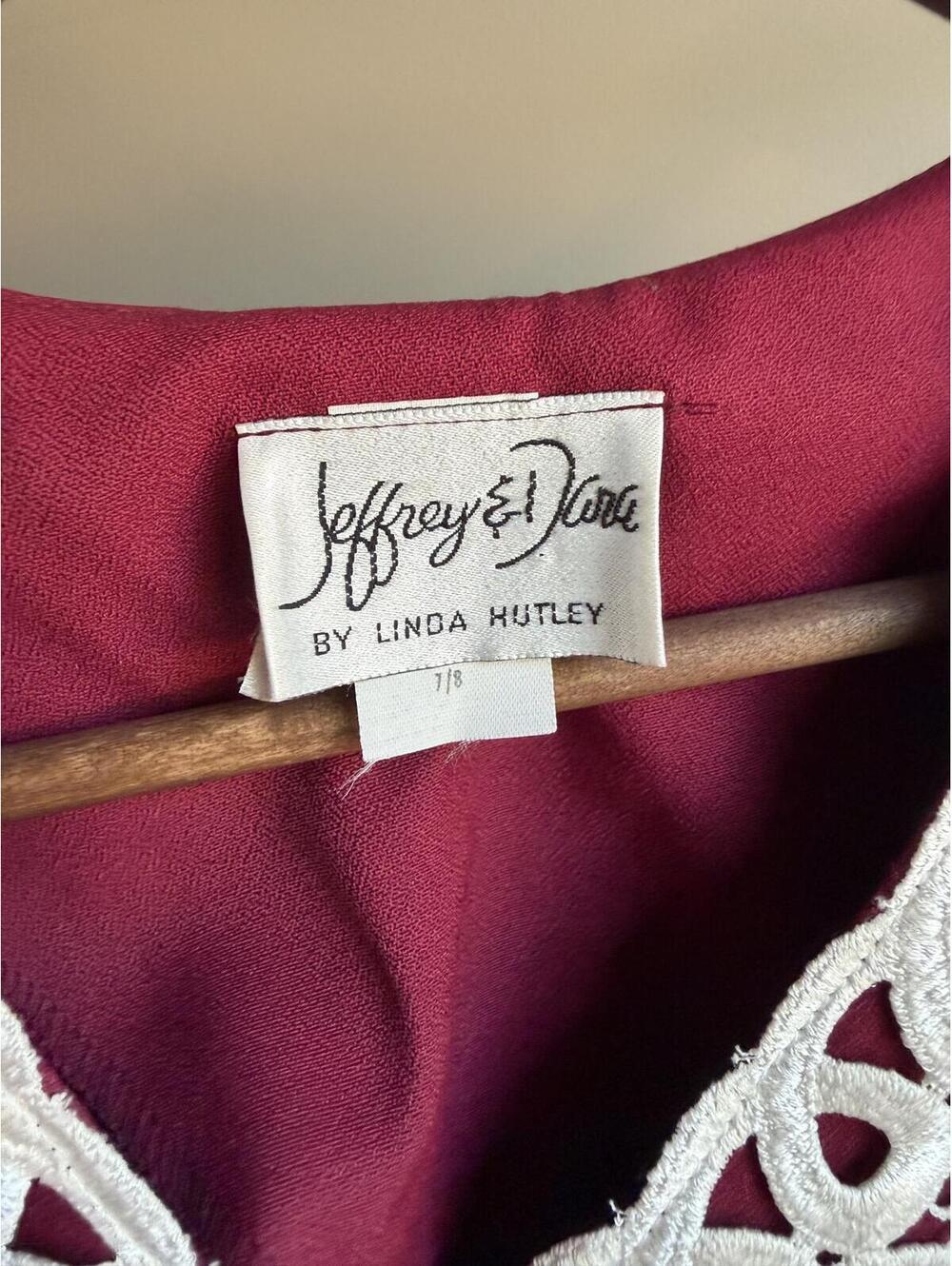 Jeffrey & Dara vintage 80s button up lace collar crop jacket with rose details - Picture 2 of 8